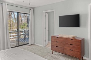 2 chambres, fer et planche à repasser, Wi-Fi, draps fournis