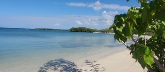 Walk to Playa Santa, BBQ, Billiard, Pet Friendly Fully AC