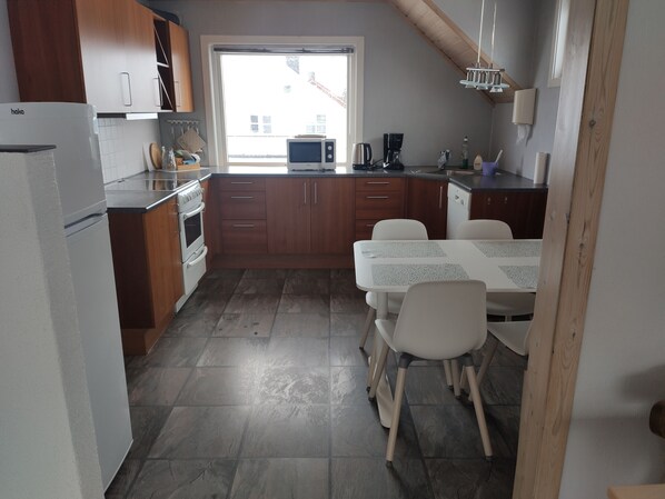 Apartment | Private kitchen | Fridge, microwave, oven, stovetop