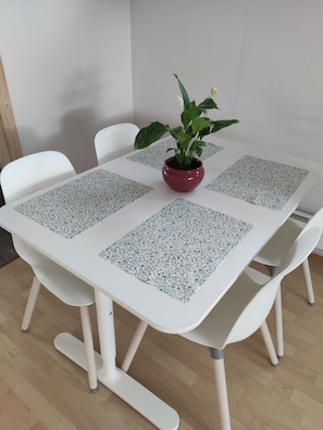 Lägenhet | Restauranger
