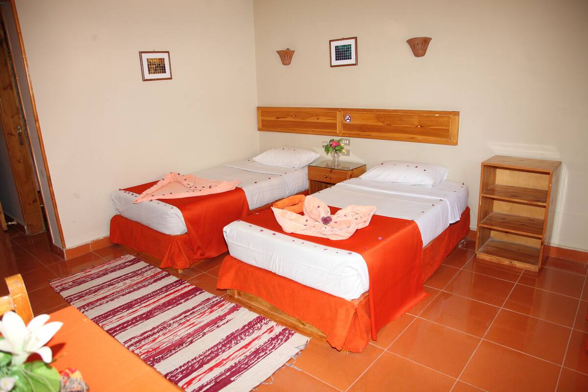 Double Room, 2 Bedrooms | Egyptian cotton sheets, premium bedding, memory foam beds, in-room safe