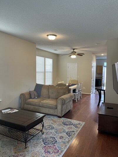 Central Charleston Vacation Stay