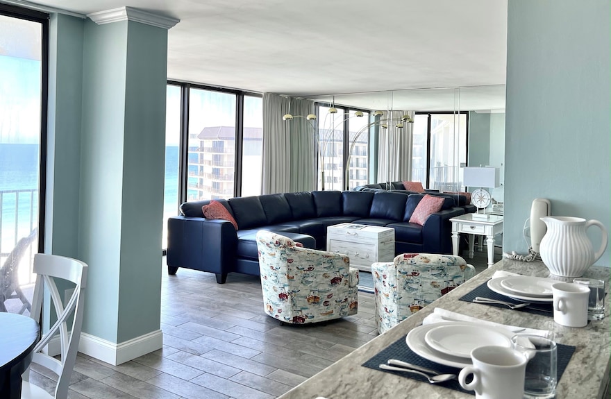 Edgewater Tower 1 Penthouse 2br Plus Loft 2 1/2 Ba With Private Rooftop Deck! - Panama City Beach, FL
