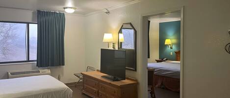 Free WiFi, bed sheets