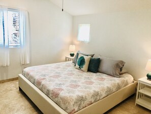 1 bedroom, WiFi - Cozy coastal cottage in Goodland (Marco Island)