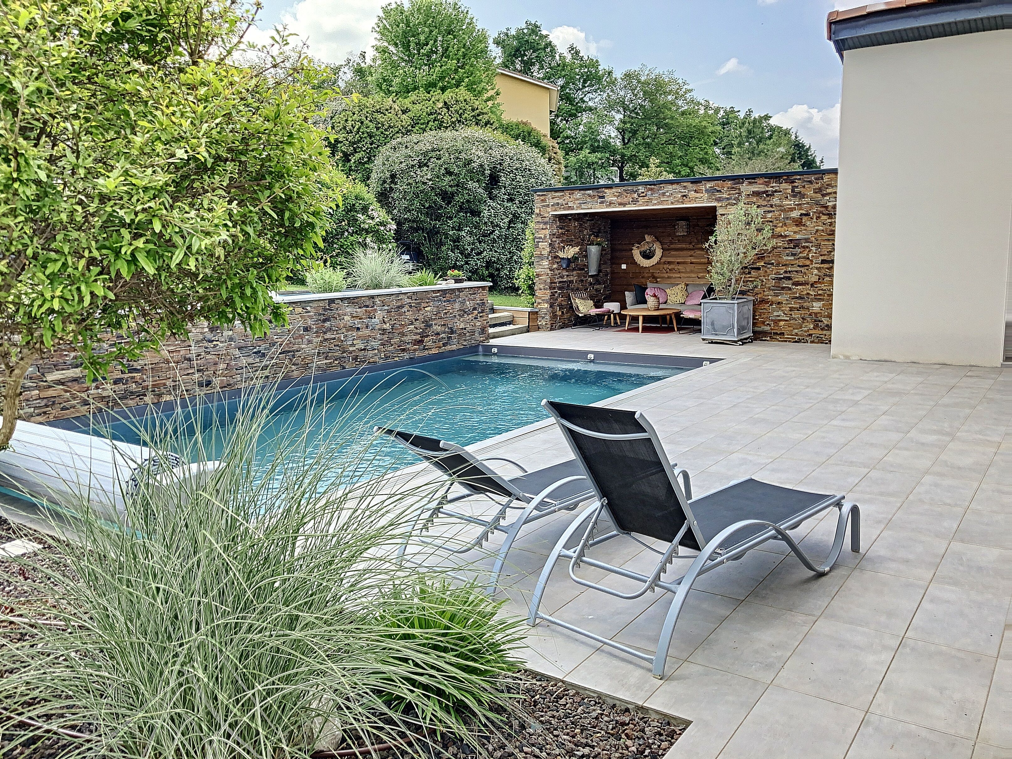 Piscine extérieure