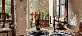 Maison La Cosy est une maison de village romantique au caractère et au charme