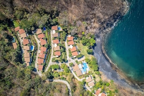 Exterior - Villa with an Ocean View and Private Pool In Bahia Pez Vela Resort (Guanacaste Province)