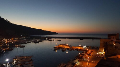 Mami "Holiday House"