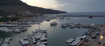 Mami "Holiday House"