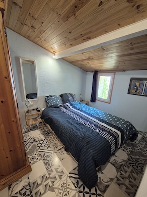 1 chambre, Wi-Fi gratuit, draps fournis