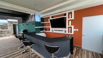 Bar (en el alojamiento)