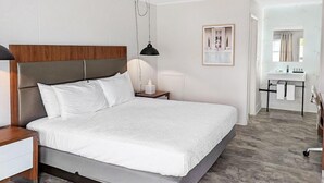Premium Room - The Inn on Main (Chincoteague)