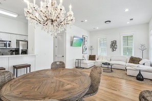 Interior - Sandy Feet on 30A with Private Beach Access (Seacrest)