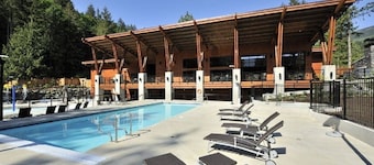 The Cottages at Cultus Lake