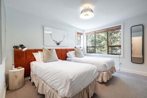 3 chambres, accès au Wi-Fi (inclus), literie fournie
