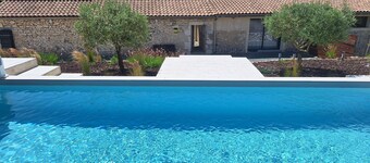 Gîte with Private Pool, Spa and Game Room
