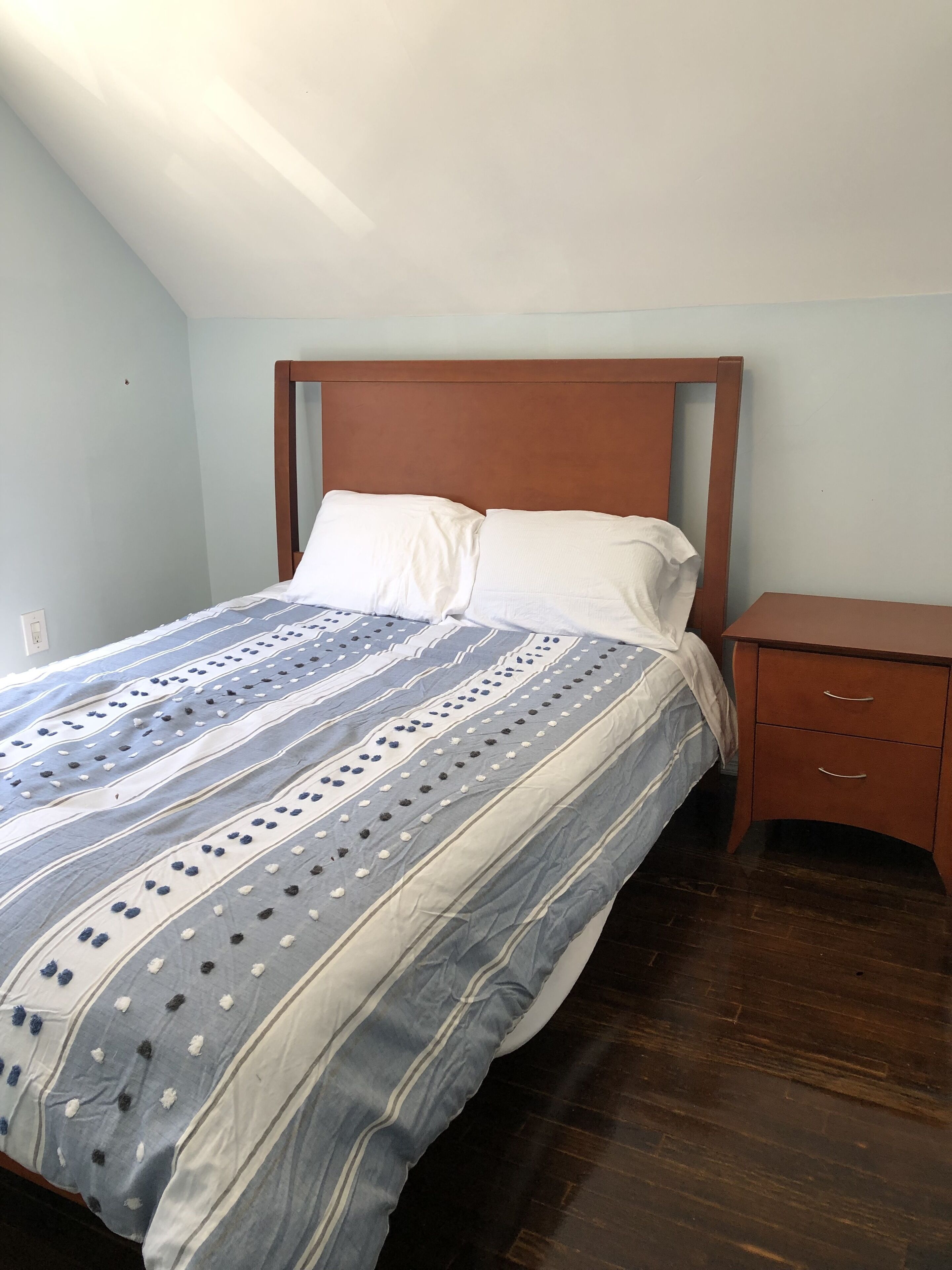 2 bedrooms, desk, free WiFi, bed sheets