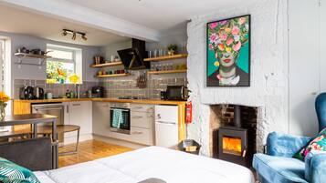 1 bedroom, iron/ironing board, travel crib, free WiFi