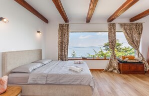 4 chambres, lit de bébé portatif, accès au Wi-Fi (inclus)