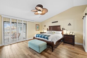 5 chambres, bureau, fer et planche à repasser, accès au Wi-Fi (inclus)