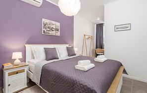 2 bedrooms, WiFi, bed sheets