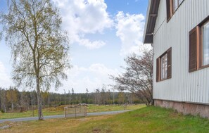 Property grounds - 4 bedroom lovely home in åsenhöga (Åsenhöga)
