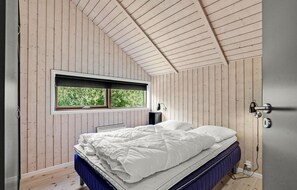 6 bedrooms, free WiFi