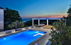 Outdoor pool - Lovely home in Zecevo Rogoznicko (Zecevo Rogoznicko)