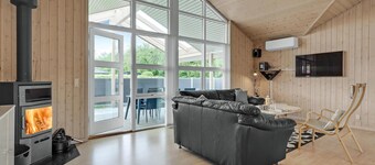 Nice home in Hemmet with sauna