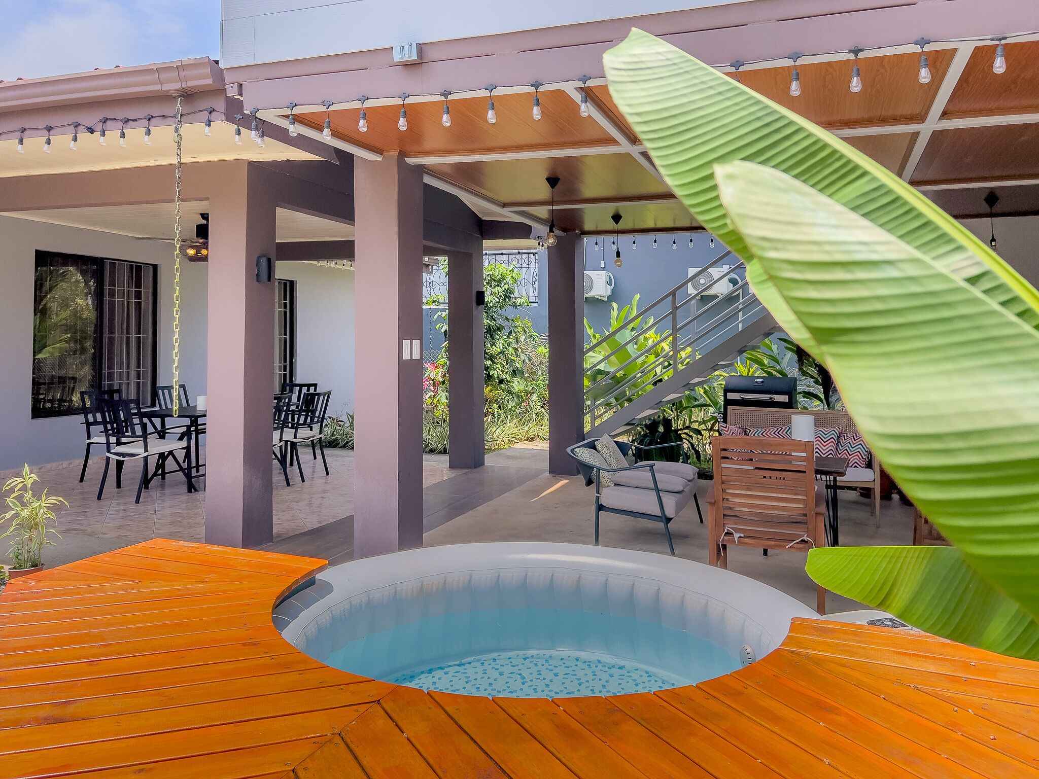 تناول الطعام بالخارج