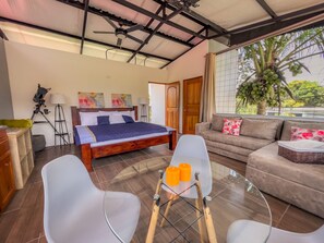 5 makuuhuonetta, ilmainen Wi-Fi, vuodevaatteet, pääsy pyörätuolilla