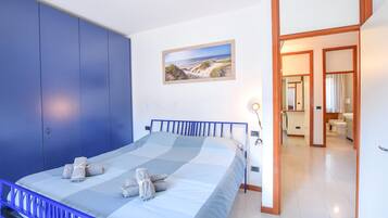 3 bedrooms, free WiFi, bed sheets
