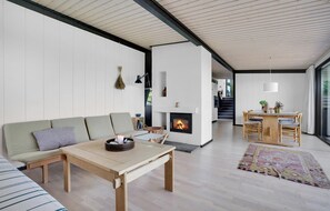 Dining - 3 bedroom beautiful home in Ebeltoft (Ebeltoft)