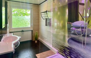 Shower - Nice apartment in Marienmünster (Marienmünster)