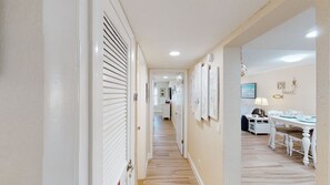 Interior - Oceanfront 2BR/2BA Condo, Thanksgiving, Christmas, book your holiday @ the beach (New Smyrna Beach)