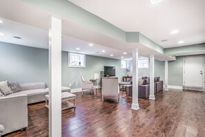 Smart TV, books, computer monitors