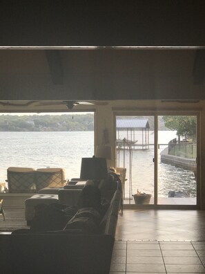 Interior - Lake house located directly on main body of Granbury Lake. (Granbury)