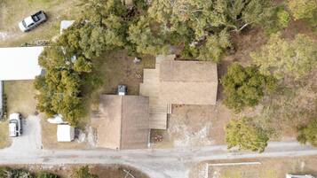 House, 2 Bedrooms | Property grounds