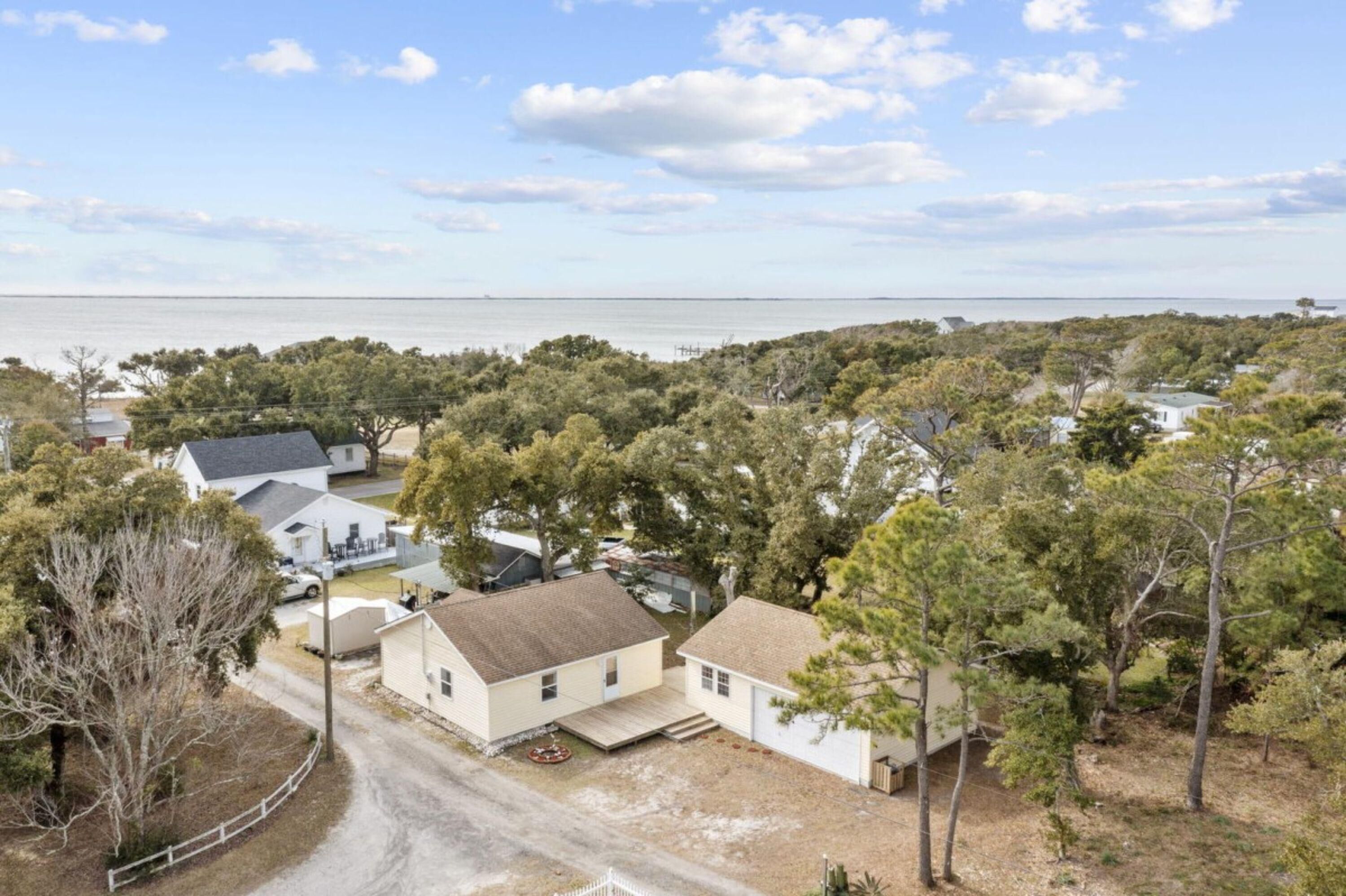 Maison, 2 chambres | Vue sur la rue