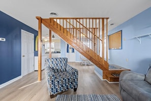 House, 3 Bedrooms | Living room - Gotta Getaway (Harkers Island)