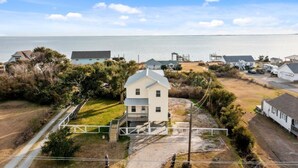 Exterior - Gotta Getaway (Harkers Island)