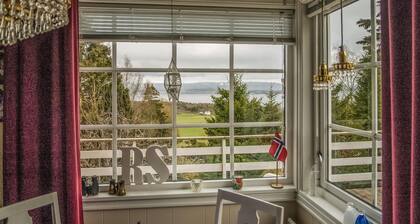 Amazing home in Ytterøy with WiFi