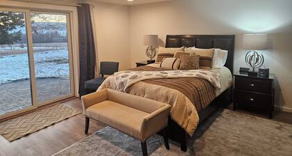 Guests Say: "METICULOUSLY CLEAN" and "ABSOLUTELY BEAUTIFUL!"