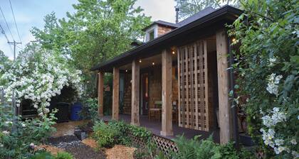 Entire Home in Downtown Eugene