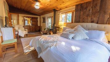 2 soverom, strykejern/-brett, wi-fi (inkludert) og sengetøy