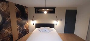 3 chambres, fer et planche à repasser, Wi-Fi gratuit