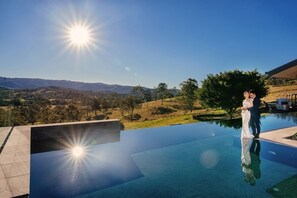 Piscine extérieure, piscine chauffée