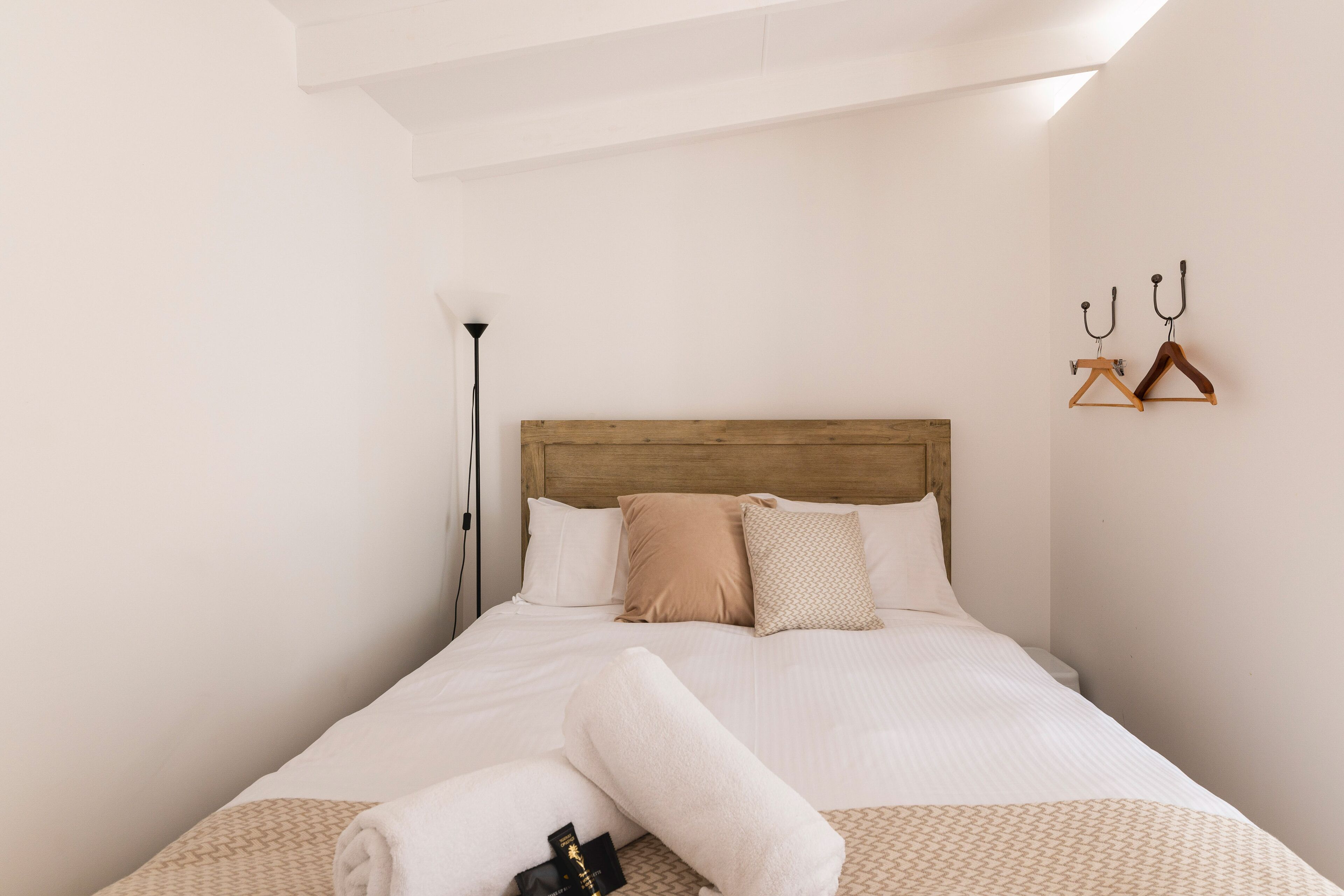 POORINDA RETREAT — image 11