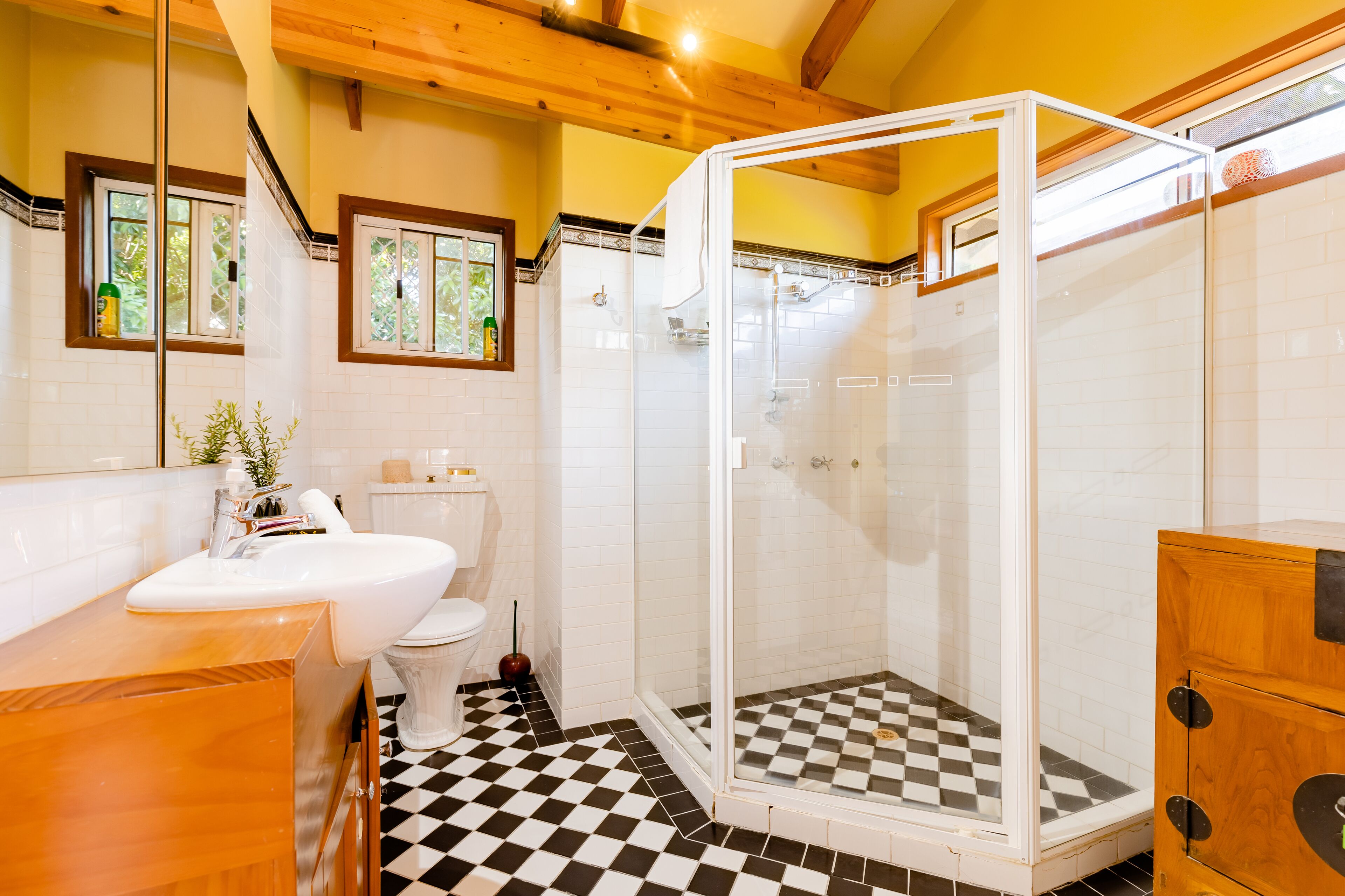 POORINDA RETREAT — image 15